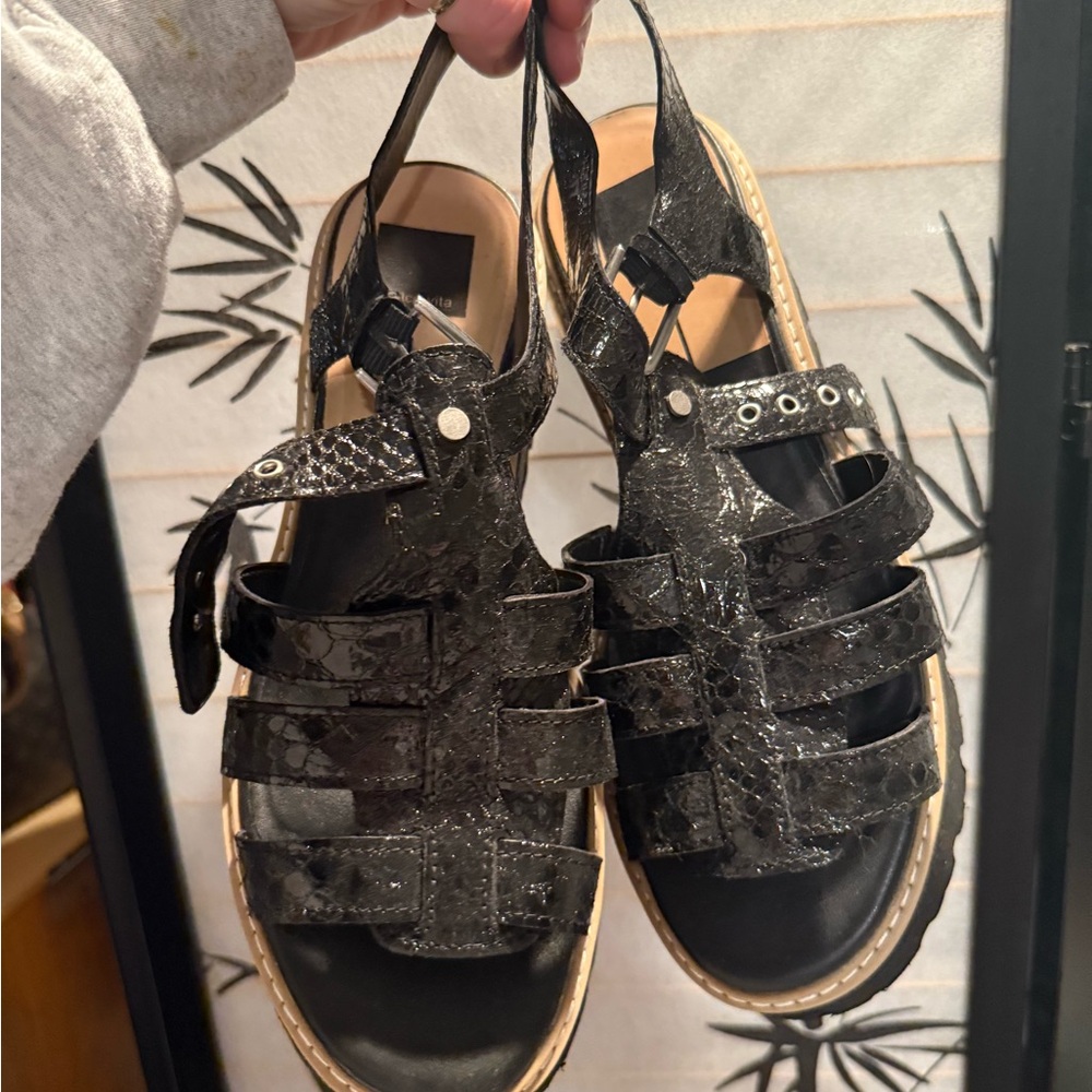 Black Strappy dolce vita sandals platform size 11